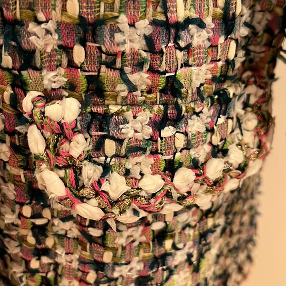 CHANEL NEW with Tags Jacket Size 44 - Picture 7 of 15